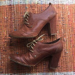 Frye Adrienne Oxford Heel Brown Leather Maryjane